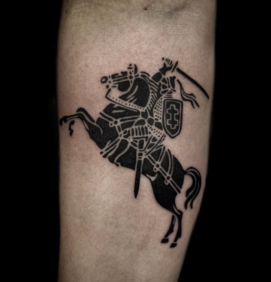 Blackwork tatuiruotė 6, Krustowich Ink, Vilnius