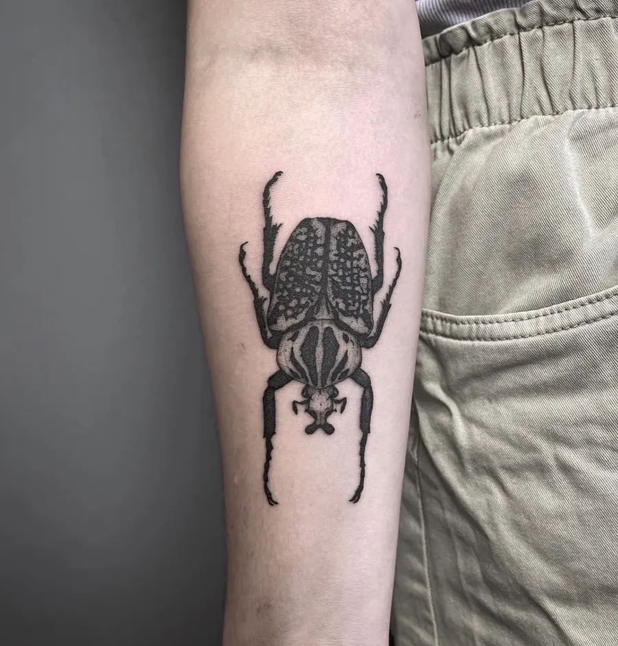 Blackwork tatuiruotė 42, Krustowich Ink, Vilnius